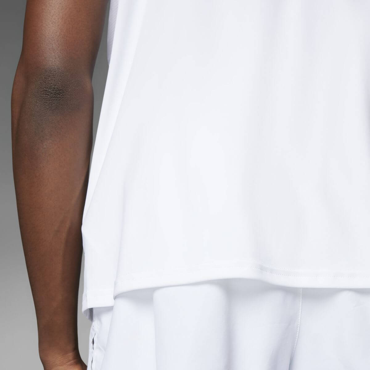 ADIZERO E TEE - Image 18